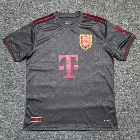 Maillot Bayern Munich édition 125th Anniversaire 25/26