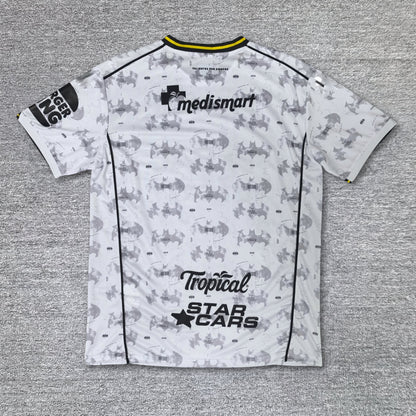 Maillot Deportivo Saprissa X Batman 2025/2026